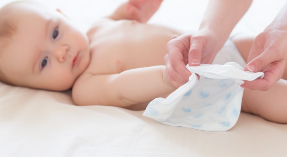 How to Change Diaper When Baby Keeps Rolling
