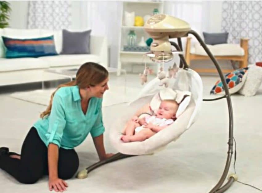 Are baby swings too fast for newborns